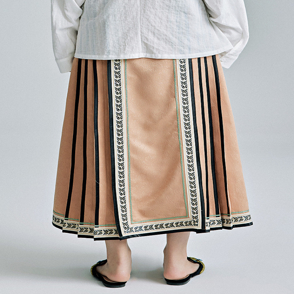 Moyu 2024 Spring Summer New Chinese Style Improved Han Elements Embroidered Horse Face Skirt New Chinese Retro Half length Skirt image 5