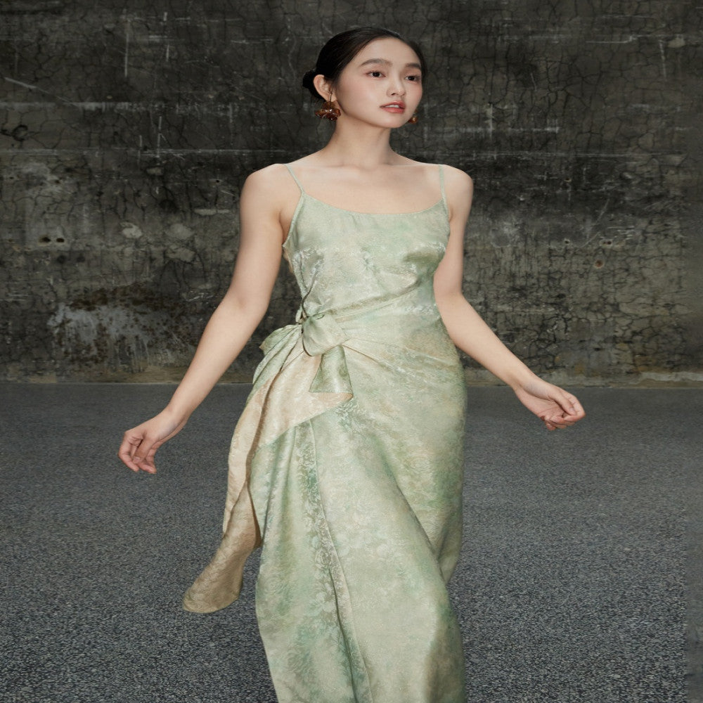 Silk interwoven jacquard fabric with front and back colors wrapped in a lace up design and suspender skirt image 4