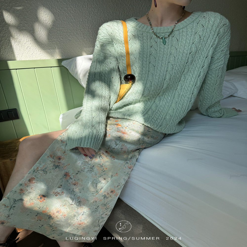 Lu Qingyi Original Flower Full Creek New Chinese Jacquard Half length Skirt for Women in Spring and Autumn Handmade Beaded Split Straight Tube Skirt image 4