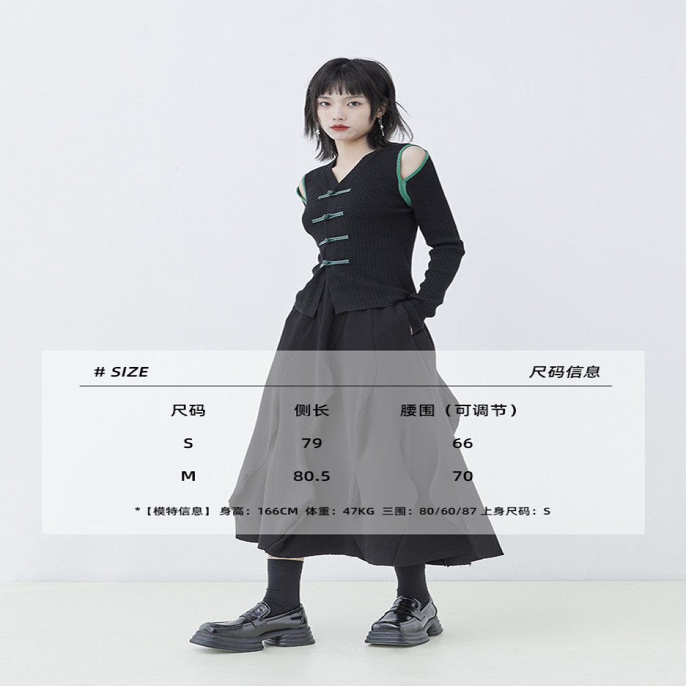 Original designer s black irregular half skirt for women in autumn and winter deconstructing waves and stitching medium length A line skirt image 3