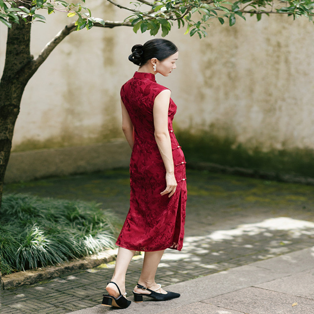 Hanging Sun New Chinese Retro Bridal Cheongsam Young Style Red Wedding Certificate Toasting Dress Improved Engagement Dress image 4