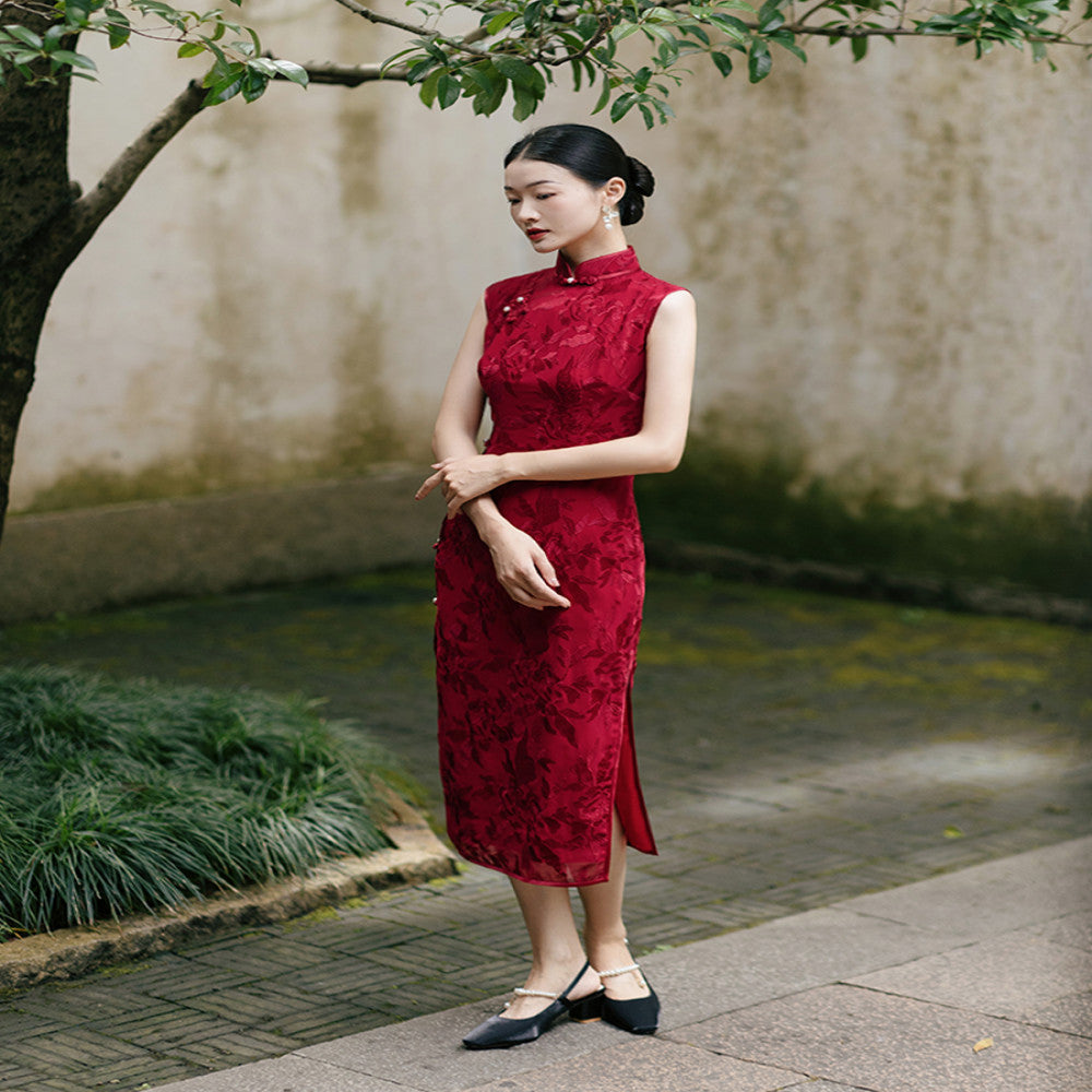 Hanging Sun New Chinese Retro Bridal Cheongsam Young Style Red Wedding Certificate Toasting Dress Improved Engagement Dress image 5