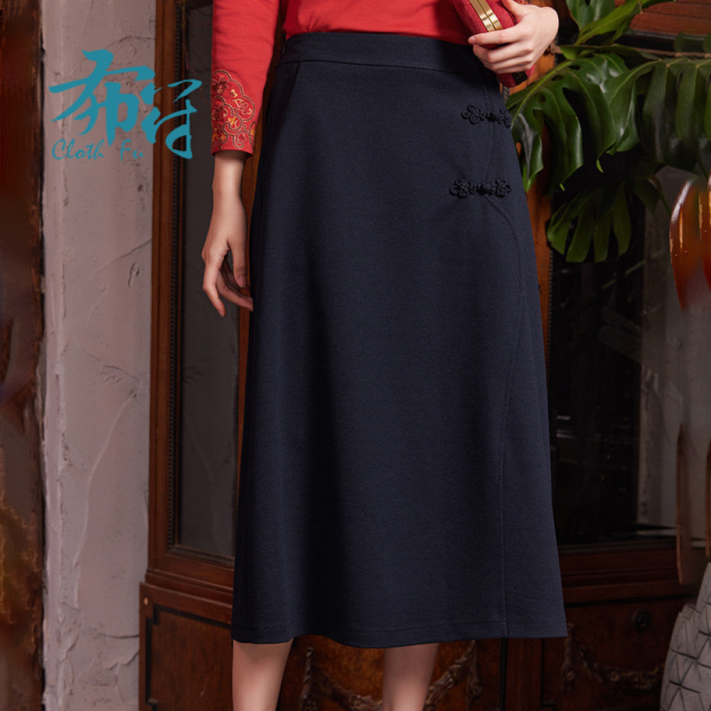 Bu Fu Autumn New Qingdai Side Splicing Flower Button Half length Skirt for Daily Comfort Small Retro Popular Women image 8