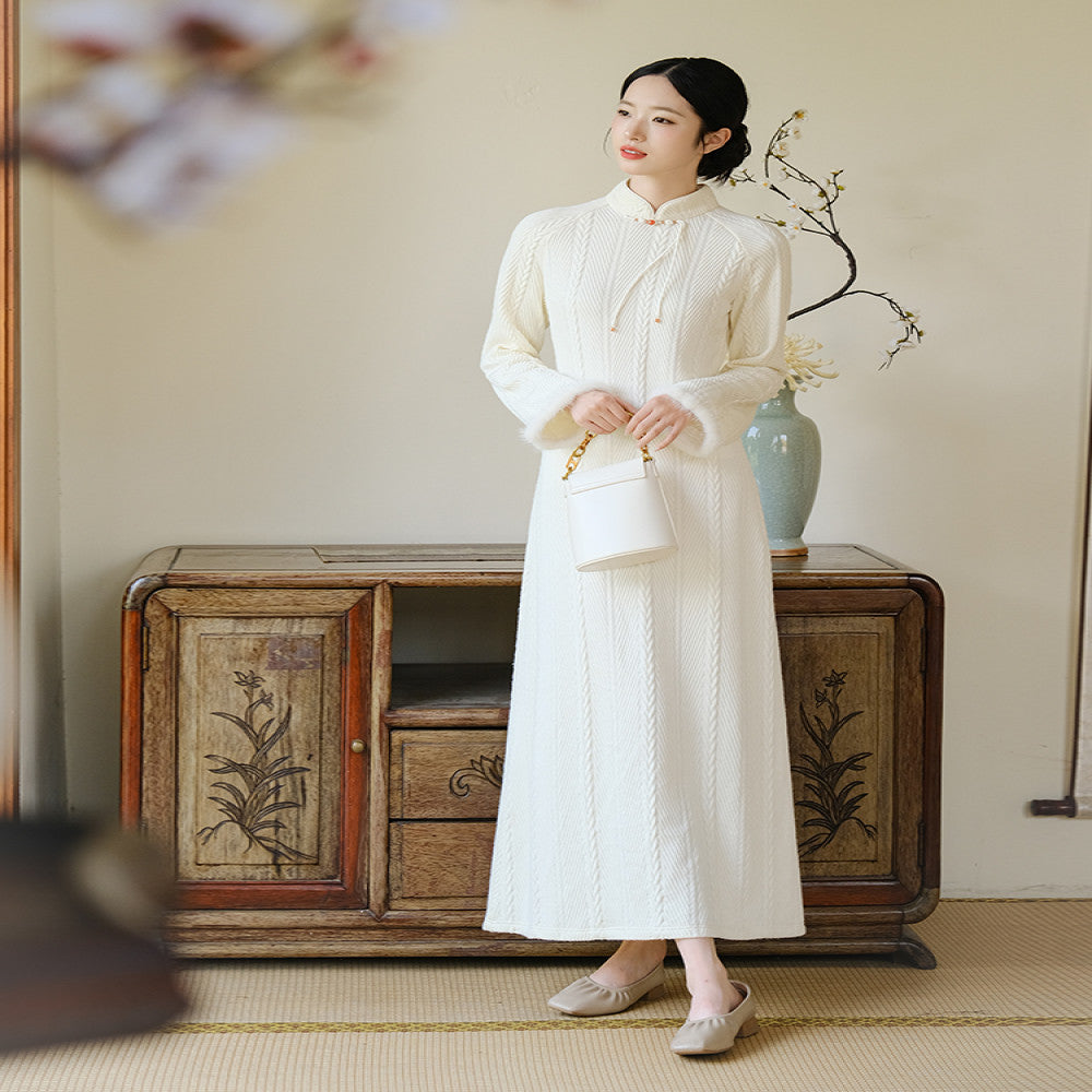 Mountain Colored New Chinese Knitted Dress Winter New Style Rice White Elegant Temperament Improved Cheongsam Young Style image 2