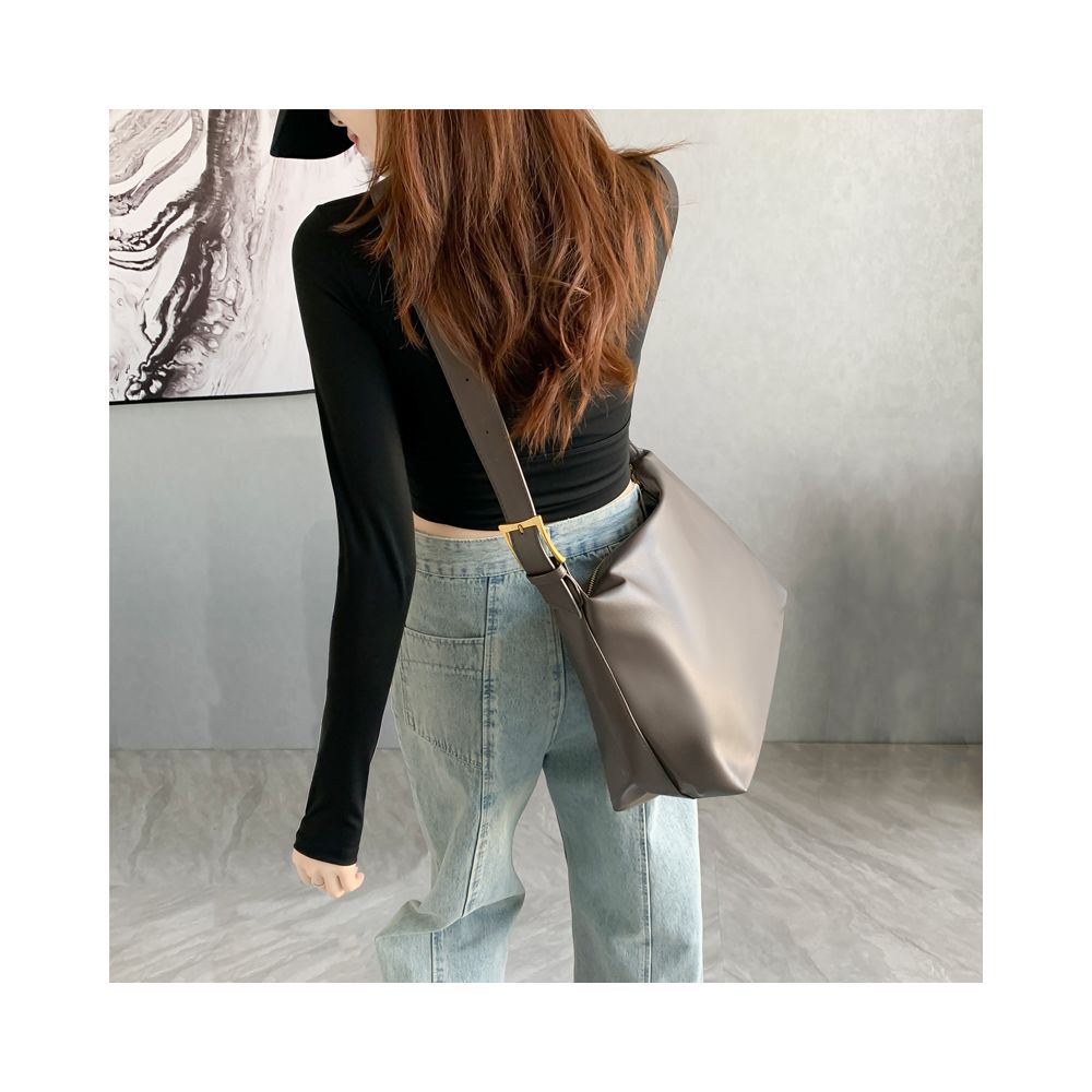 Broadband Crossbody Bag for Women s 04 New Versatile Casual One Shoulder Luxury Commuter Large Capacity Soft Leather Tote Bag image 10