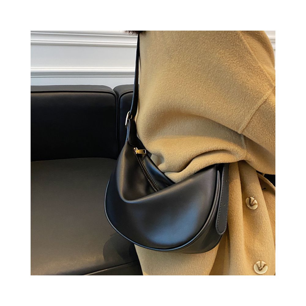 High end niche small bag for women 2025 new fashionable casual shoulder crossbody bag versatile black dumpling bag image 1