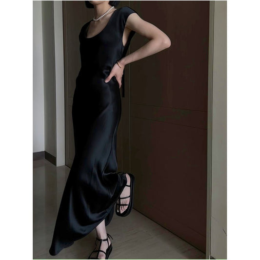 Asaya2165 : Romantic daily Nordic small drop-shoulder acetate satin dress exquisite hourglass mermaid skirt light luxury pearl dress