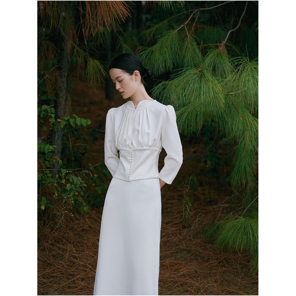 Tree ripples retro fashion photography French puff sleeves stand collar pleated white elegant Hepburn style waist suit skirt image 2