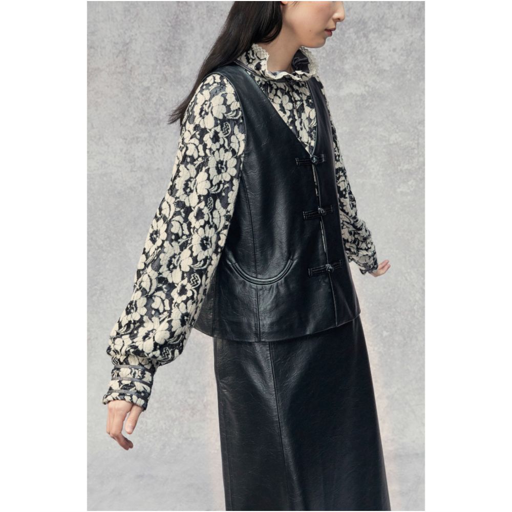 SALE7 Blue Dot Folding Original Designer Black Leather Eco friendly Leather New Chinese Sleeveless Vest Autumn Winter image 2
