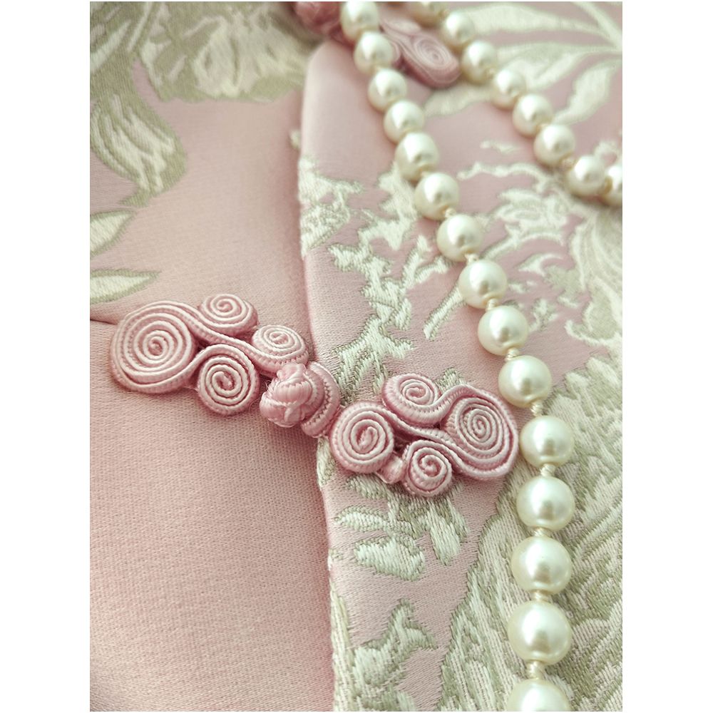 Retro button cheongsam top with a female design sense niche fashion age reduction and improved Chinese style slanted collar jacquard woven brocade jacket image 4