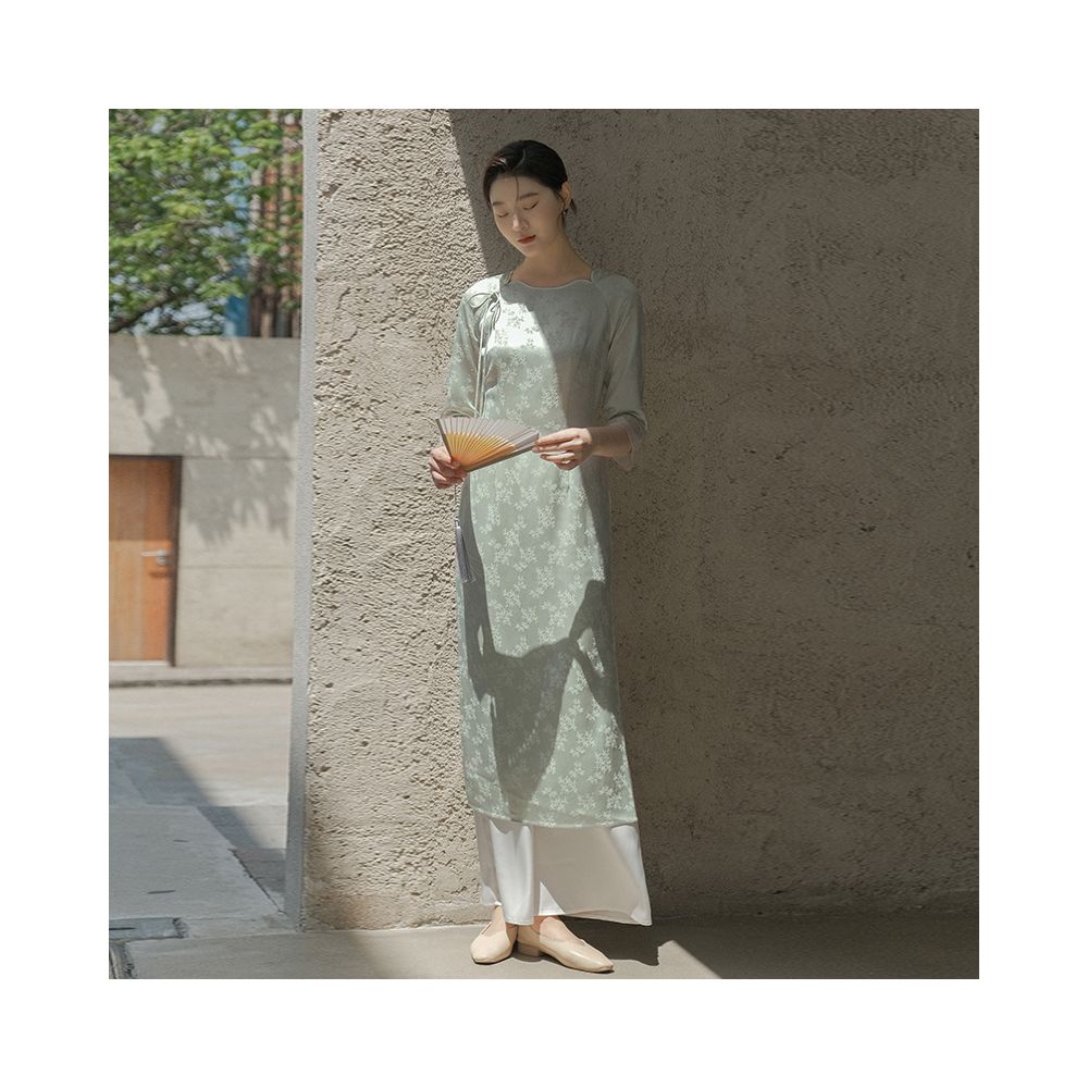 Shan colored early spring new women s clothing Chinese style retro green round neck high end acetate satin jacquard Aude top image 2