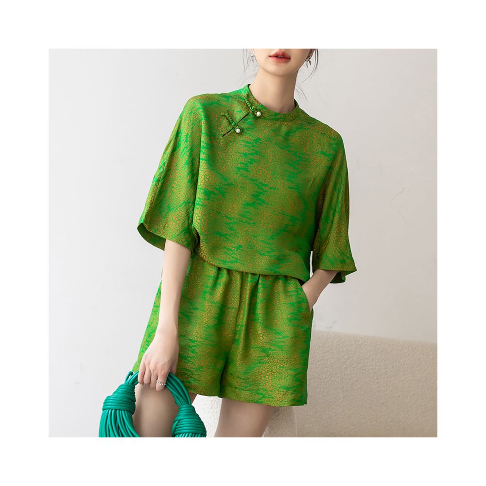 Retro silk jacquard Chinese style set women s summer and western style fashion short sleeved top high waisted shorts mulberry silk two piece set image 65