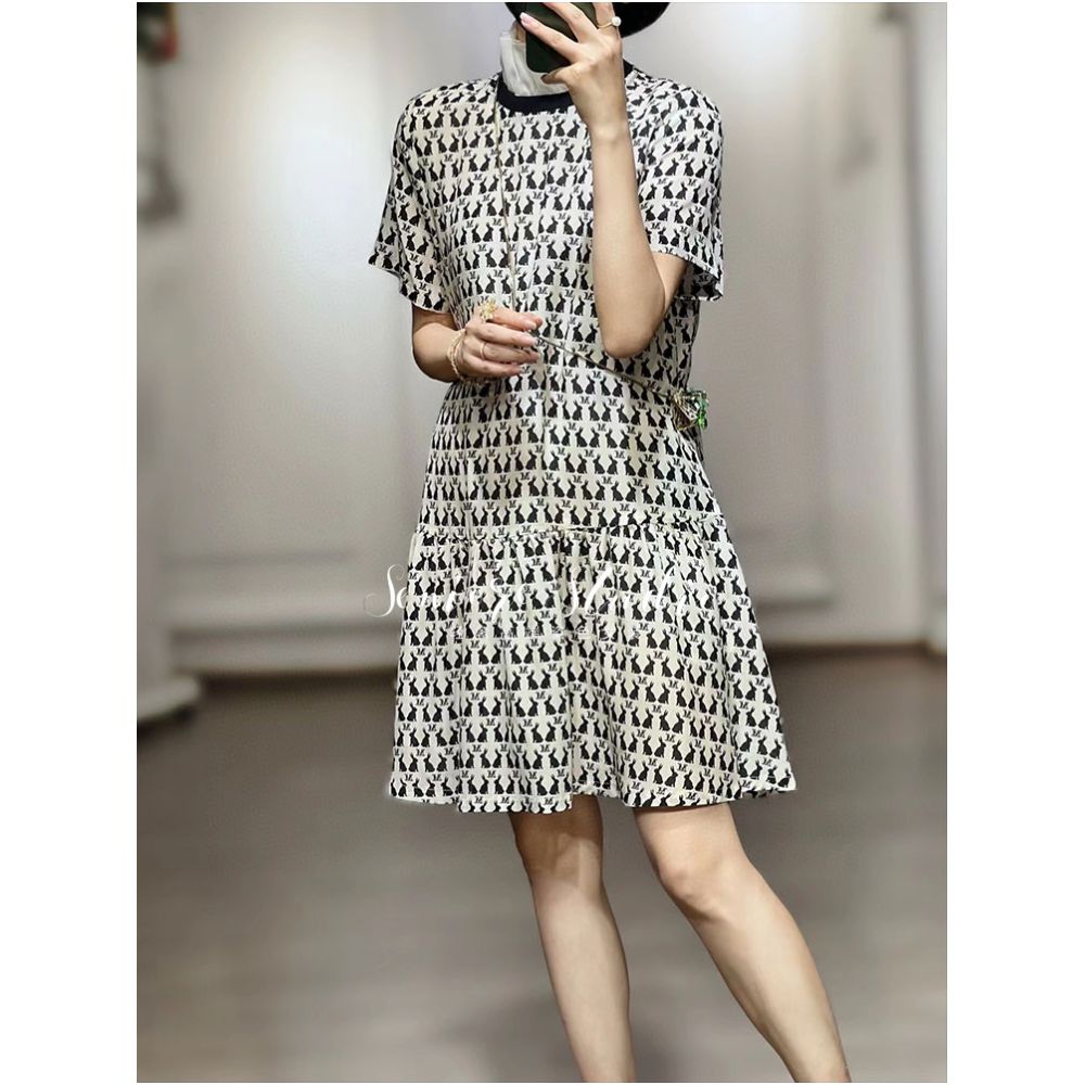 European 100 mulberry silk cat printed silk dress for women loose fit slimming and age reducing A line doll dress summer 2025 image 3