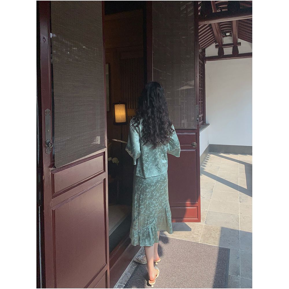 Lujin Homemade Painting Fan Retro Satin National Style Girl Retro Bottom Skirt New Chinese Blue Green image 3