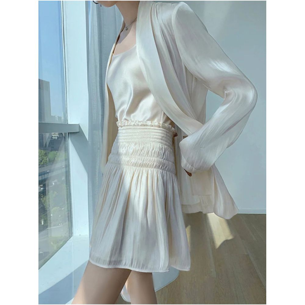 Light luxury autumn new style flowing light and colorful water and light sensation goddess three piece set green fruit collar suit high waist wide leg pants skirt pants image 31