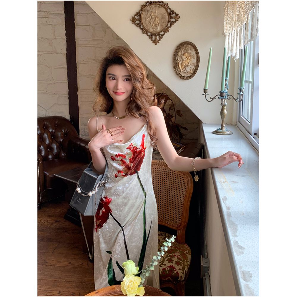 French collar velvet camisole dress for women in autumn 2023 light and mature style with a unique waist closure and floral print long skirt image 4