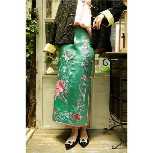 Asaya405 - Town Store Baby JCL922 Heavy Industry Embroidery Color Contrasting Young New Chinese Half body Bag Hip Skirt for Four Seasons Women in Spring Summer Autumn Winter