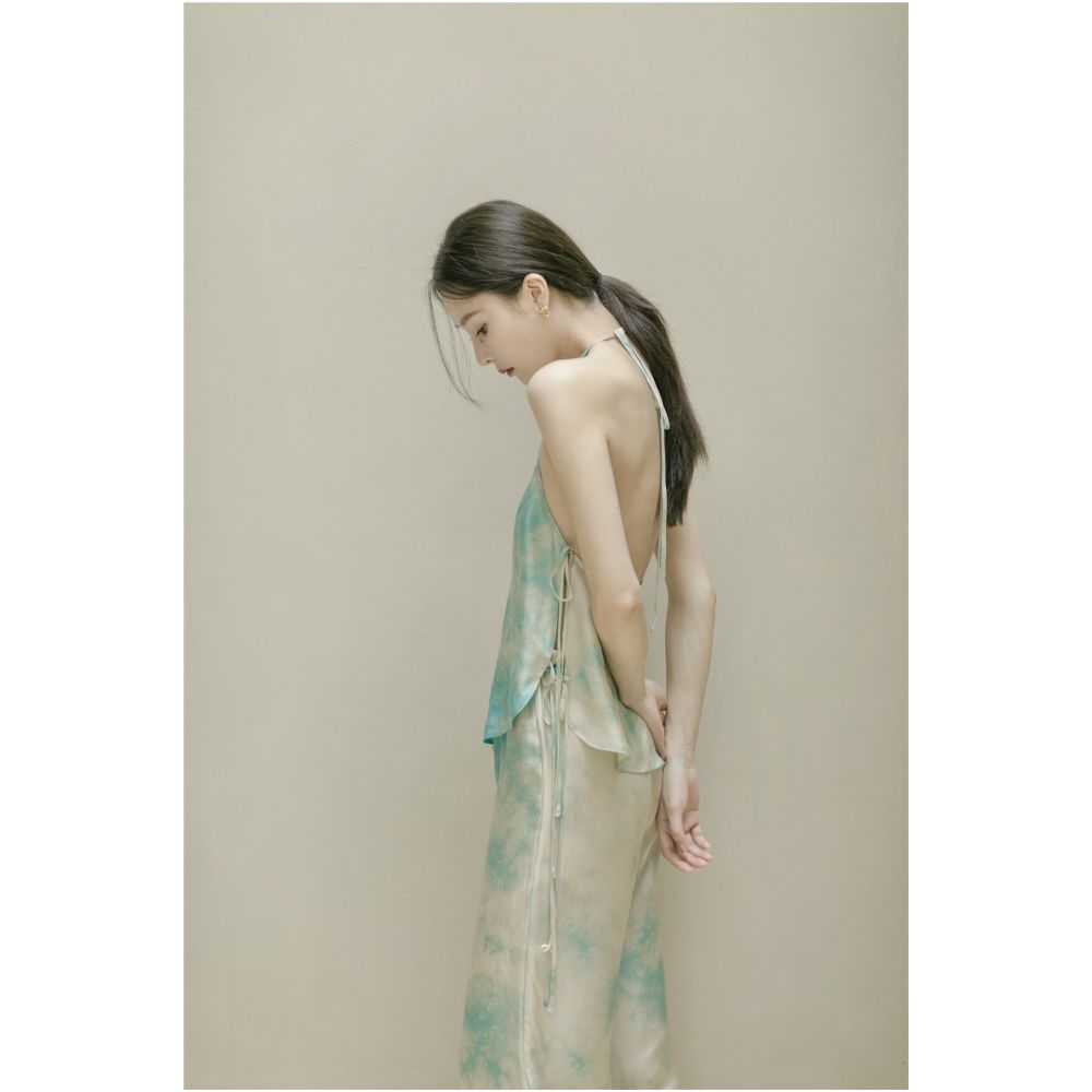 SAKINAWANG 2021SS Summer Original Design Silk Tie Dyeing Neck Strap Open Back Top Color image 0