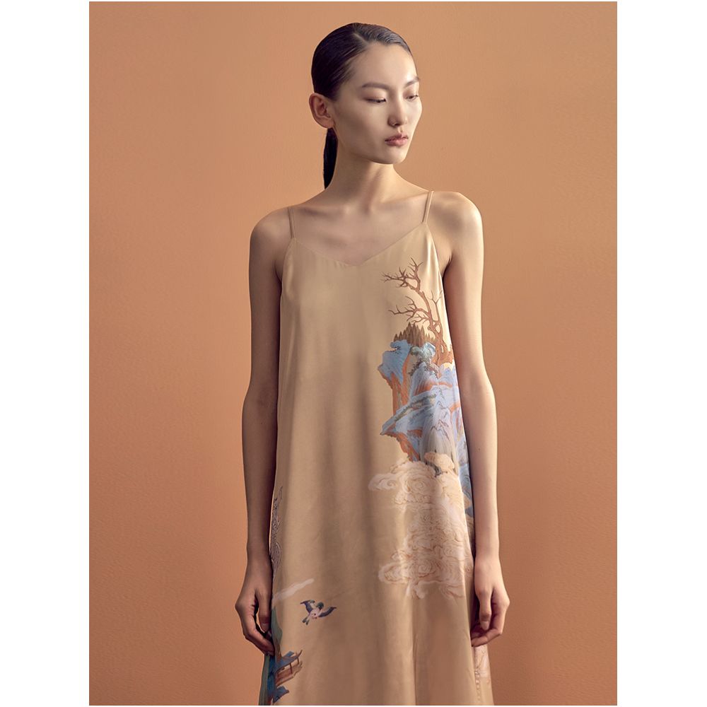 RECLUSE Yunshan Chinese style green mountain and water dress with retro print design V neck suspender mid length skirt image 2