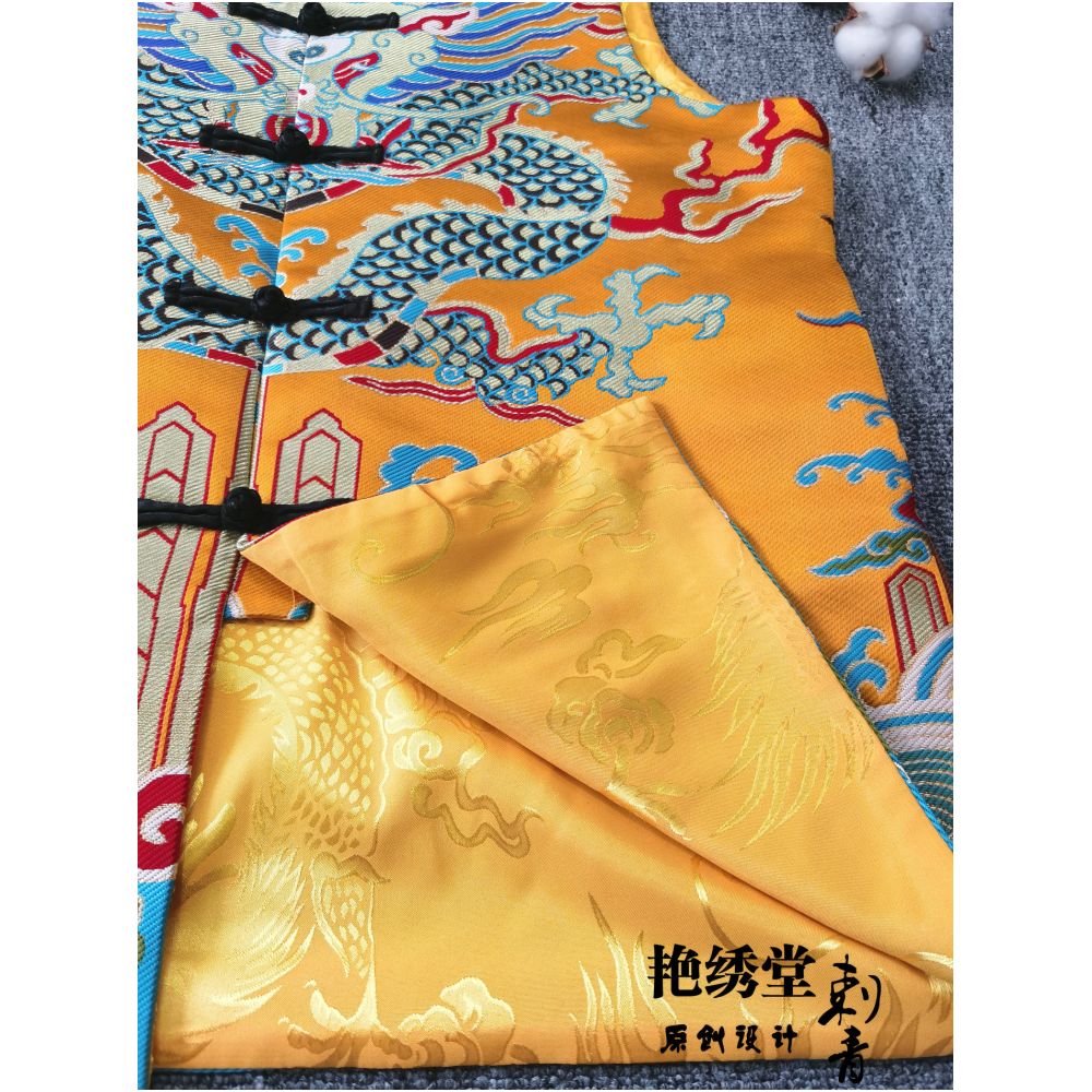 Internet celebrity original design Chinese style retro brocade Tang style dragon robe men s and women s personalized buttoned vest vest image 2