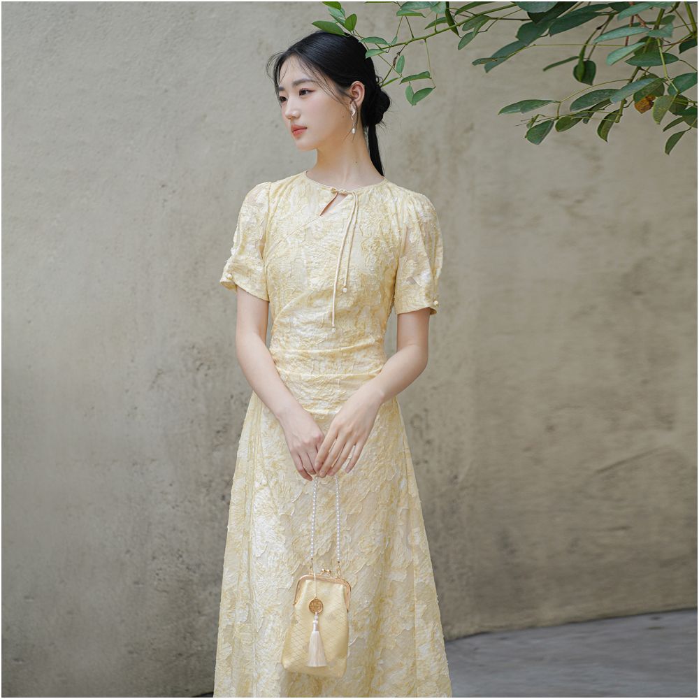 New Chinese style dress for women in the summer of 2025 with a sense of luxury featuring cut flowers waist cinching elegant and improved cheongsam image 5
