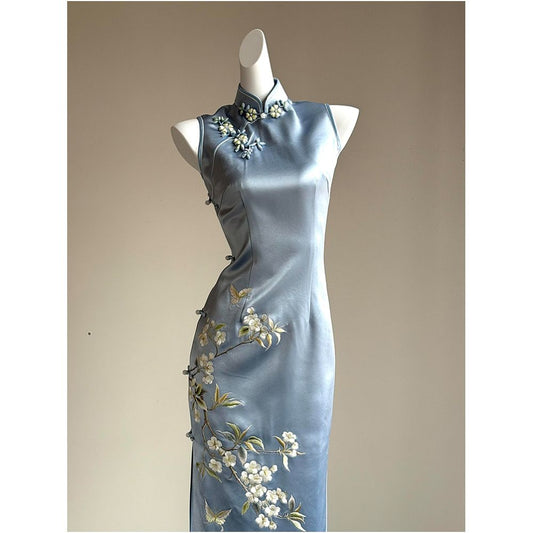 ASAYA4960 – Azure Blossom Silk Qipao 🩵🕊️