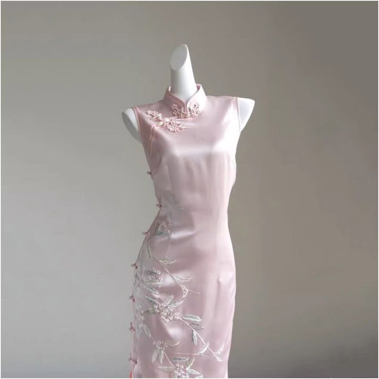 ASAYA4961 – Blush Petal Silk Qipao 🌸✨