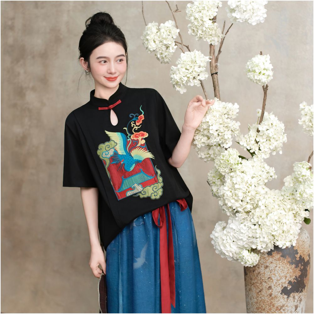 Su Luo s original Auspicious Crane Painting Cranes Dancing in the Golden Palace Xia Xin Chinese style buttoned stand up collar top with Chinese style embroidery T shirt image 2