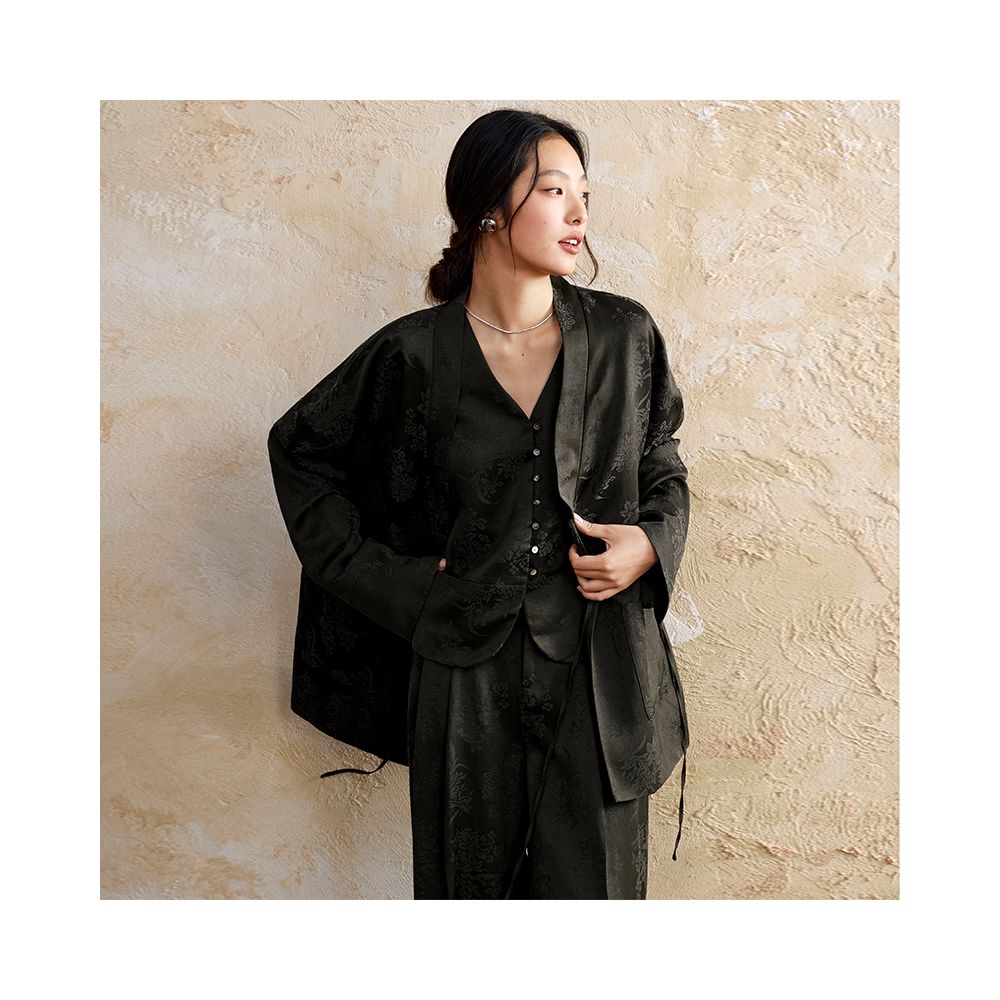 Pusu New Chinese Spring and Autumn Set Women s High end Chinese Style Coat Wide Leg Pants Vest Retro Style Three piece Set image 3