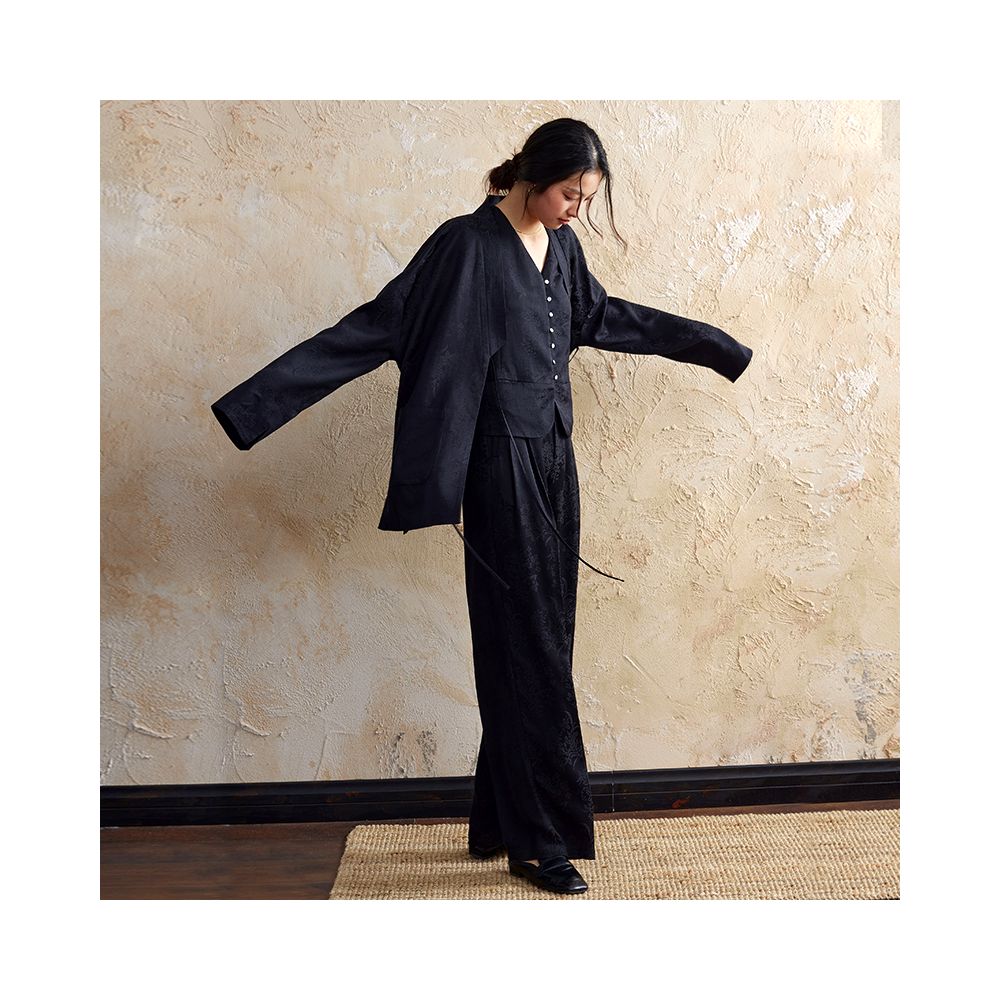 Pusu New Chinese Spring and Autumn Set Women s High end Chinese Style Coat Wide Leg Pants Vest Retro Style Three piece Set image 5