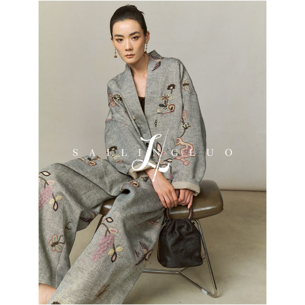 SailingLUO 25 Autumn Collection New Linen Heavy Industry Embroidered Short Coat Chinese Style Nine Fen Banana Pants Set image 1