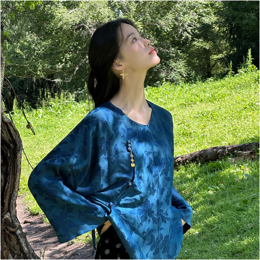 Ti Ti Yu Waist Slave Silk Blended Dark Pattern Jacquard Blue Butterfly Chinese style Top Chinese Style Style Small Shirt image 0