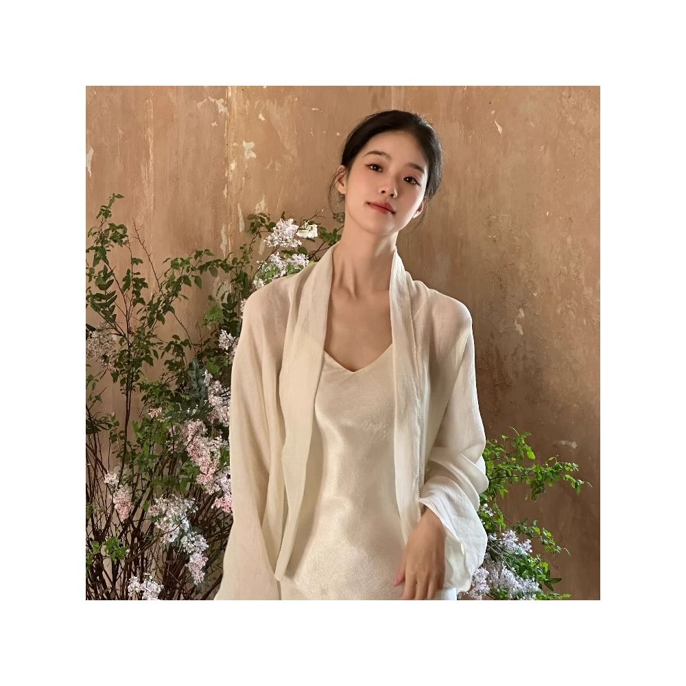 Ti Titi Zhiyi off white beaded Chinese style small cardigan sun protection jacket women s summer thin style Chinese style cheongsam outerwear image 1