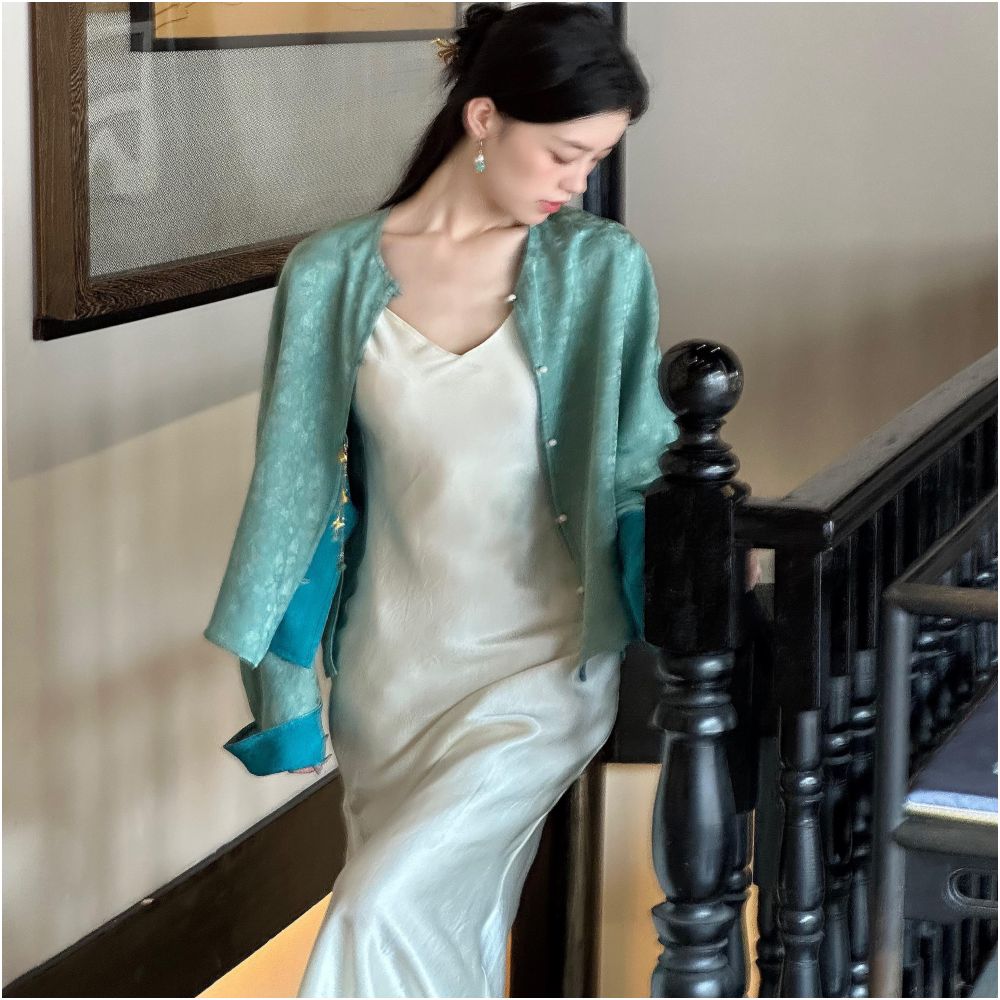 Ti Ti Ti Bi Xiao Quan Zhen New Chinese style design sense national style double sided two color flower vine jacket silk long sleeved top image 2