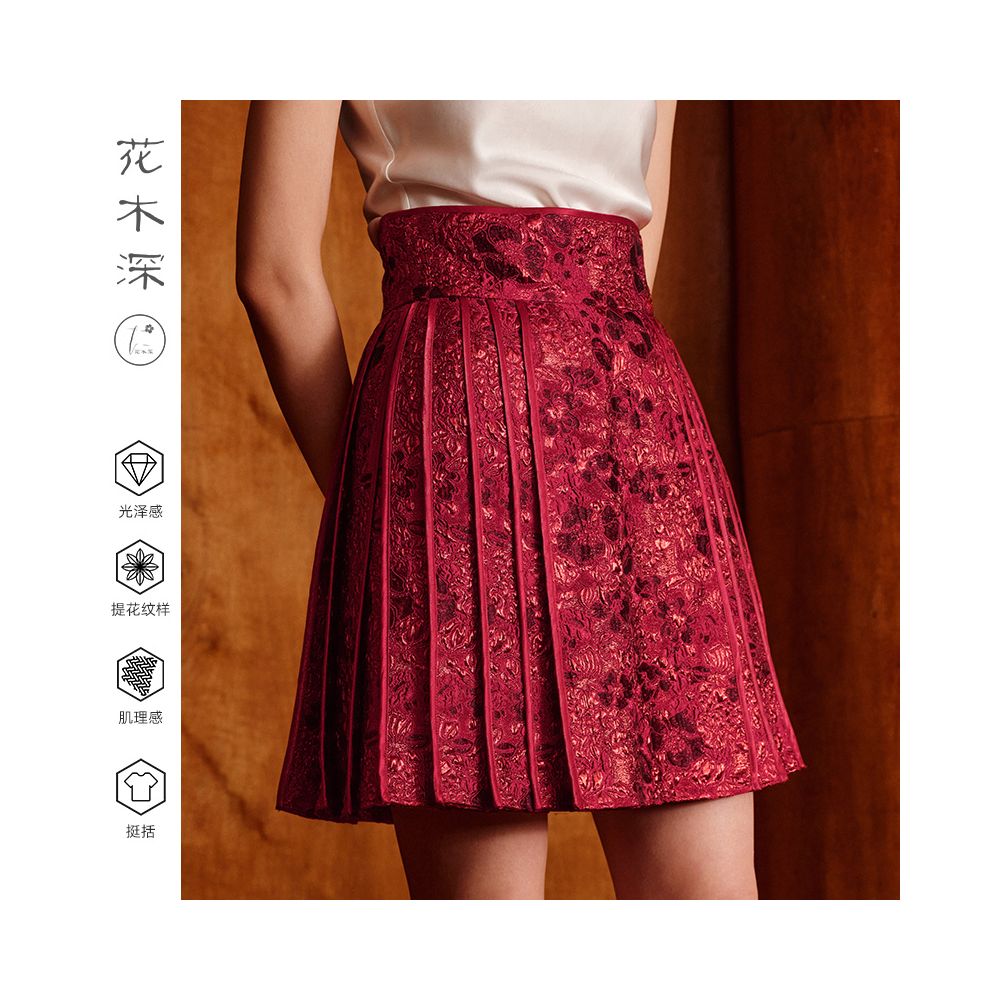 Hua Mu Shen Xin Chinese style red half skirt Chinese style jacquard half skirt new A line short skirt improved Ming style horse face skirt image 1