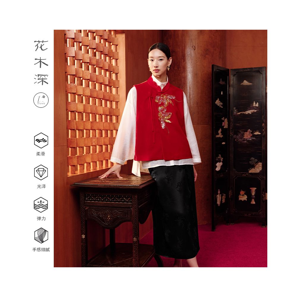 Hua Mu Shen Xin Chinese Embroidered Vest Women s New Style Glossy Velvet Vest Shoulder Chinese Style Standing Collar Red Clip image 5