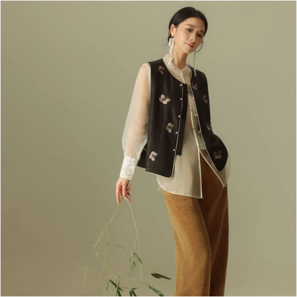 INNEUNDER Shadow New Chinese style Tang style sleeveless jacket top niche single horse armor outerwear for women image 2