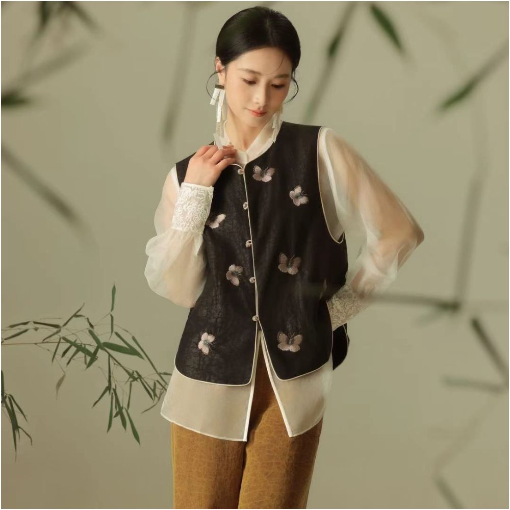 INNEUNDER Shadow New Chinese style Tang style sleeveless jacket top niche single horse armor outerwear for women image 3