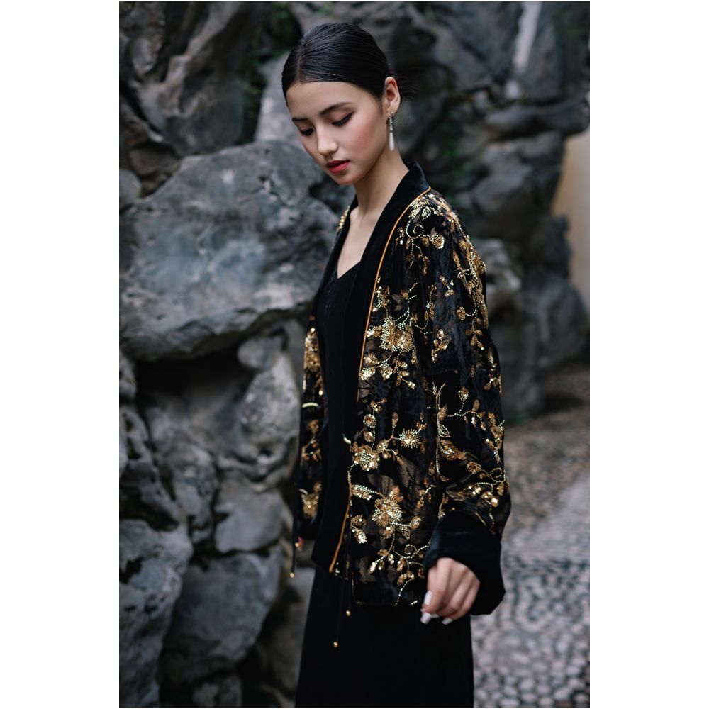 Tang Dou Gao Ding Gilded Flower Shadow New Chinese style Burnt Flower Embroidered Bead Cardigan National Style Mulberry Silk Old Money Style Coat for Women image 4
