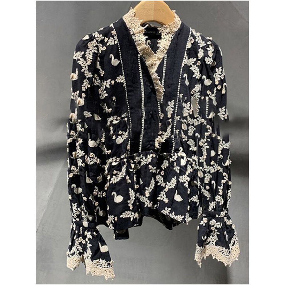 Spring clothing 2025 new French high end Western style floral shirt women s design sense niche high end sense chic top image 0