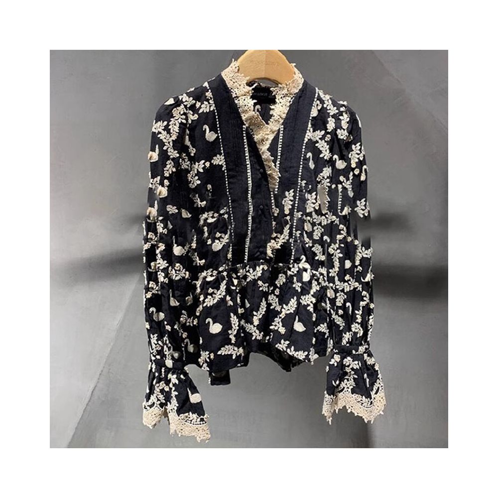 Spring clothing 2025 new French high end Western style floral shirt women s design sense niche high end sense chic top image 5