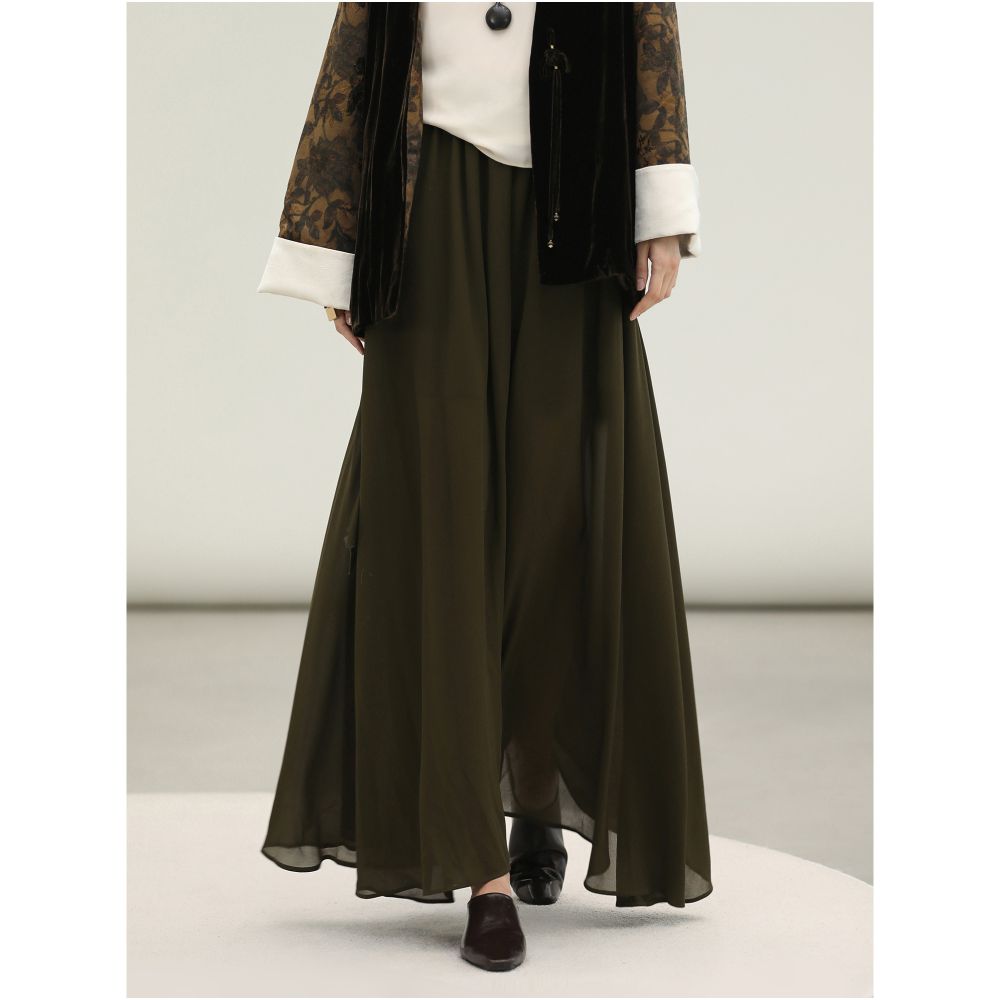 Pre sale COCOBELLA New Chinese Jacquard Satin Coat Women s Chic Dan Qing Silk Velvet National Style Top SC3203 image 10