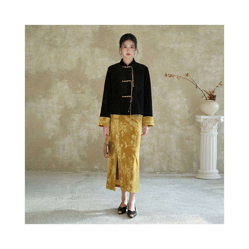 Chuchan New Chinese Style Coat Women s Velvet Embossed Black Tang Costume Top Premium Old Money Style Half Skirt Set image 3