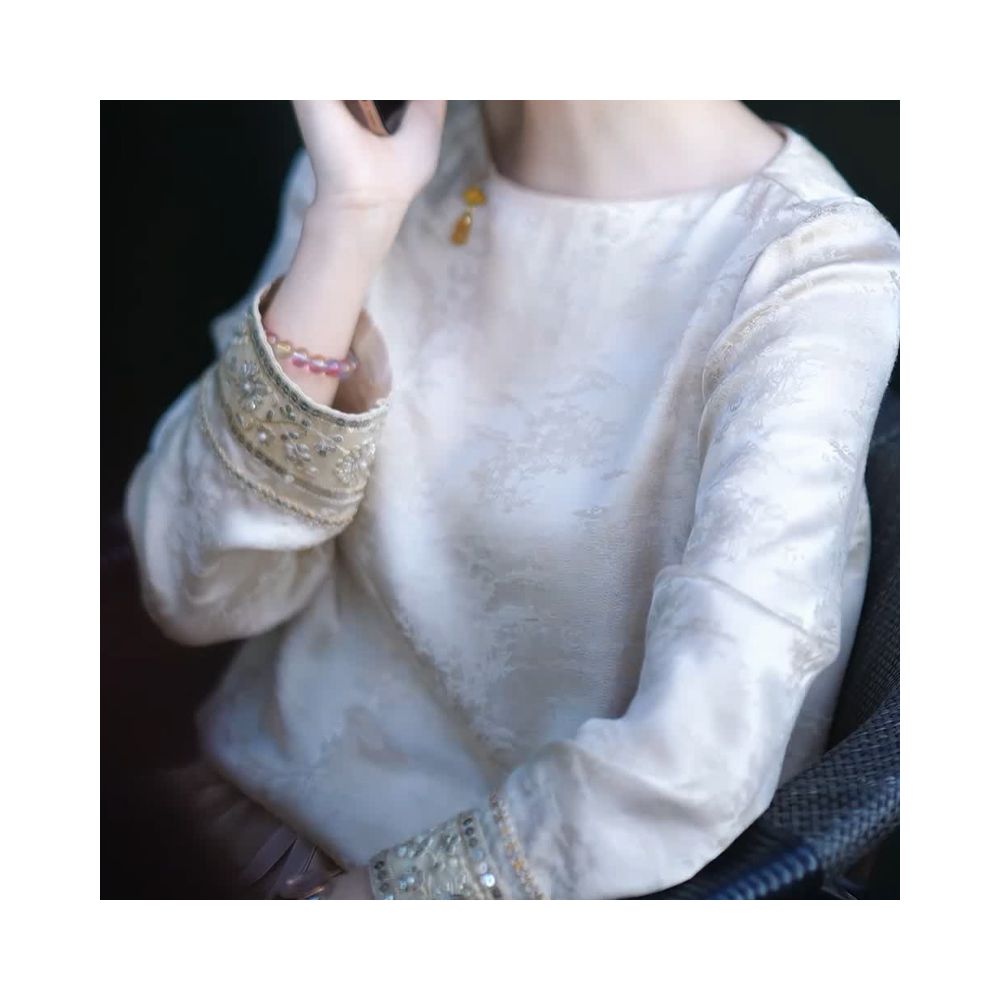 New Chinese style improved cheongsam embroidered long sleeved top for spring 2025 image 0