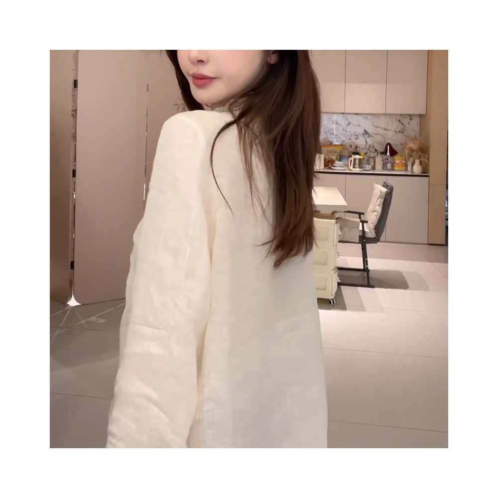 French retro heavy industry lace patchwork shirt for women in spring 2025 versatile loose and slimming design top image 2