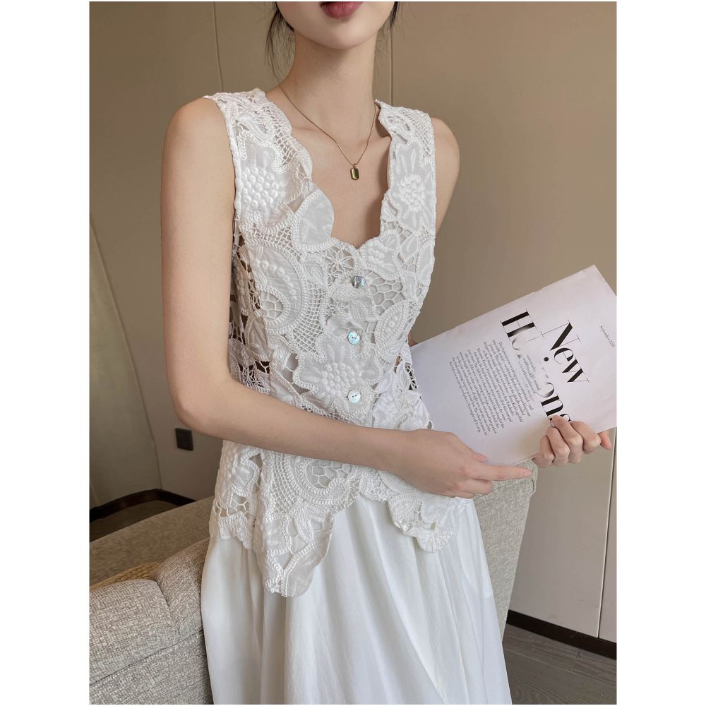 PINKEEN White V neck Sleeveless Heavy duty Vest Women s Summer 2025 New Collection Waist slimming Lace Hollow Top image 4