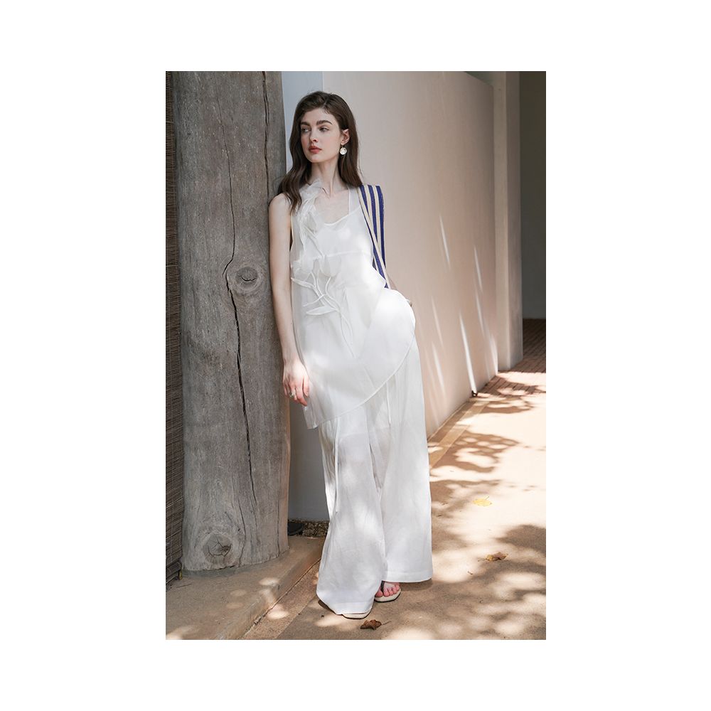 French style petite bourgeois white mid length top Miorastudio brand polyester fiber elegant dress 2024 summer new item image 3