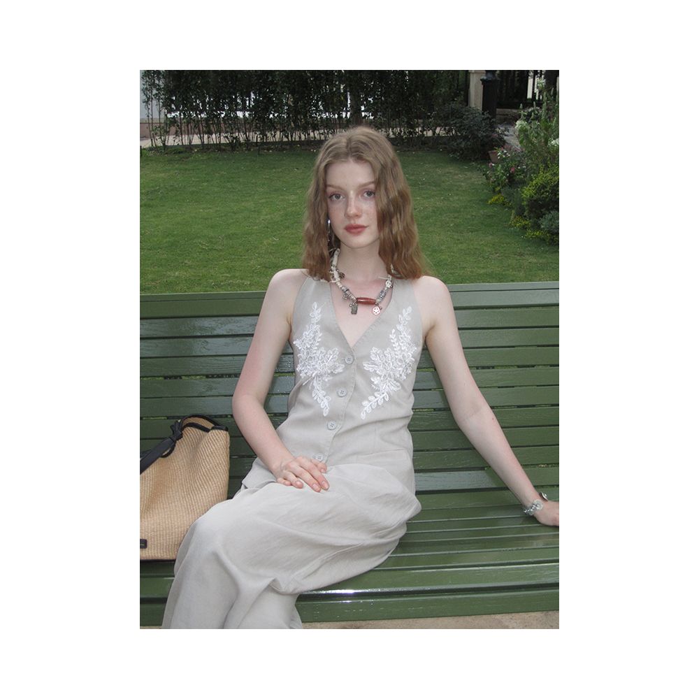 MioraStudio French Linen V neck Embroidered Lace Top Old Money H shaped Suit Vest Set Women s Summer image 1