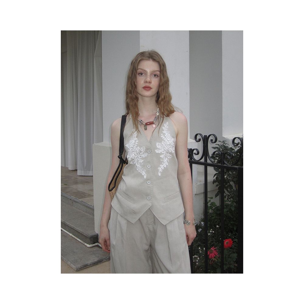 MioraStudio French Linen V neck Embroidered Lace Top Old Money H shaped Suit Vest Set Women s Summer image 3