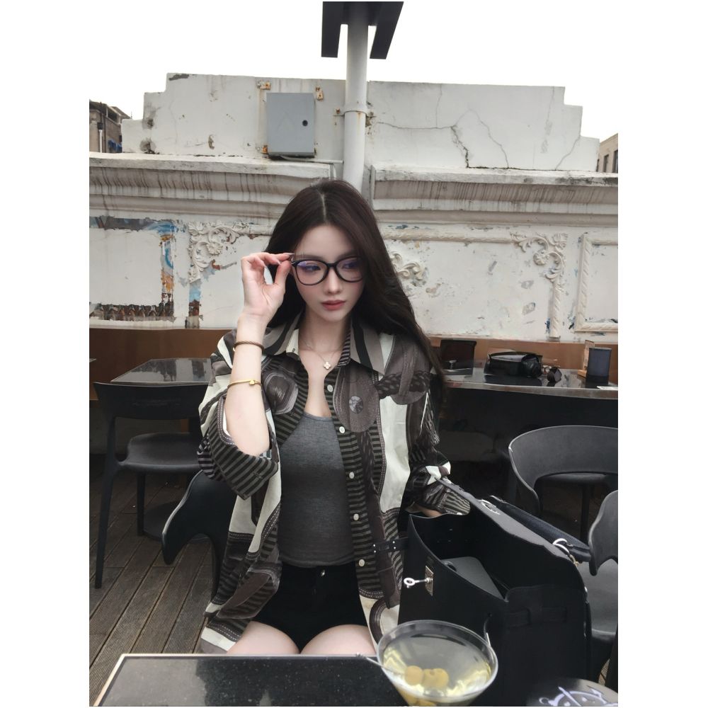 Kikimi old money relaxed feeling H home leather button printed shirt women s early autumn French petite bourgeoisie small top image 0